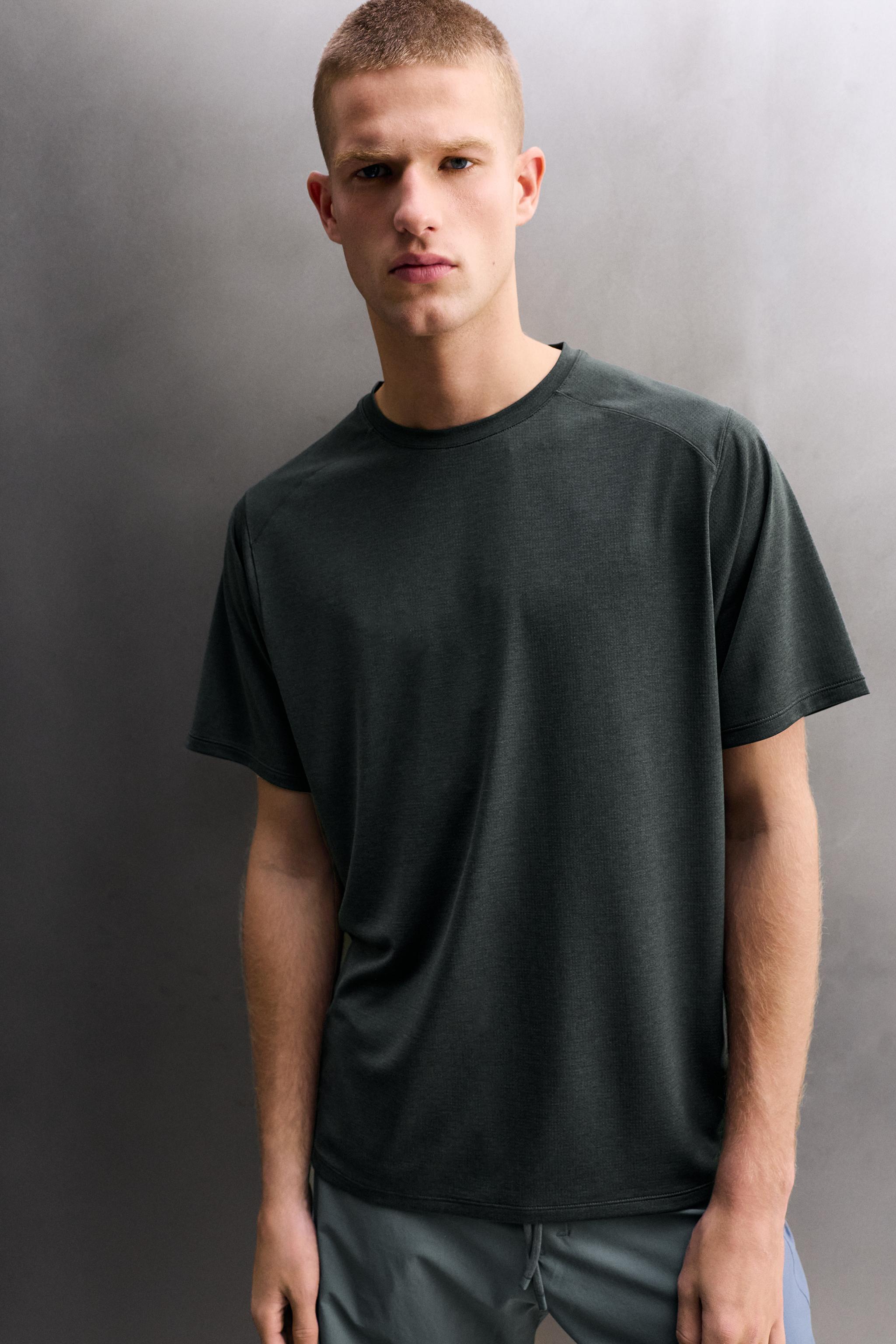 T-SHIRT TECHNIQUE STRUCTURÉ